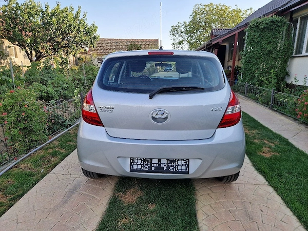 HYUNDAI i20 2012 — imagine 10