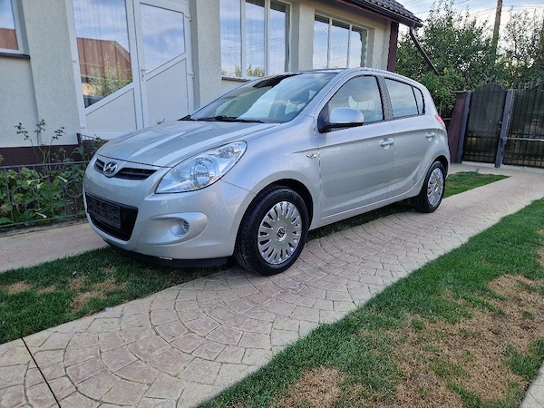 HYUNDAI i20 2012 — imagine 3