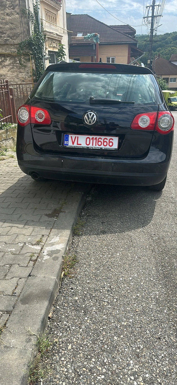 VOLKSWAGEN Passat 2010 — imagine 3