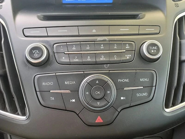 FORD Focus 2016 — imagine 5