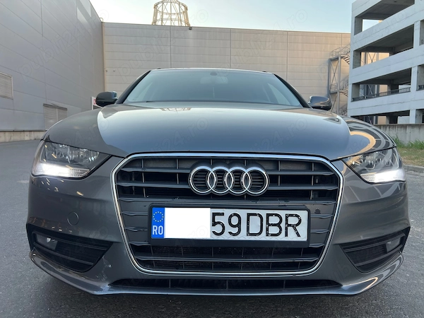 AUDI A4,AN 2015,MOTOR 2,0 Diesel,EURO 6,AUTOMATA,Pilot Automat,NAVIGATIE,Comenzi Volan,