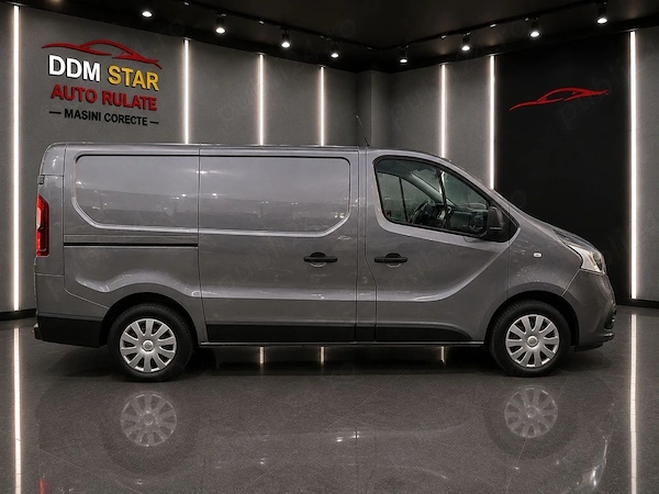RENAULT Trafic 2018 — imagine 2