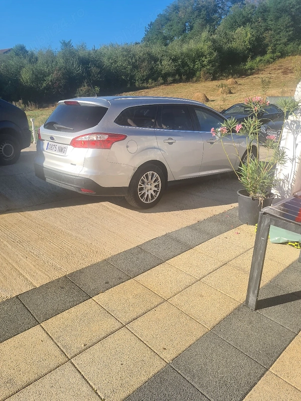 FORD Focus 2013 — imagine 3