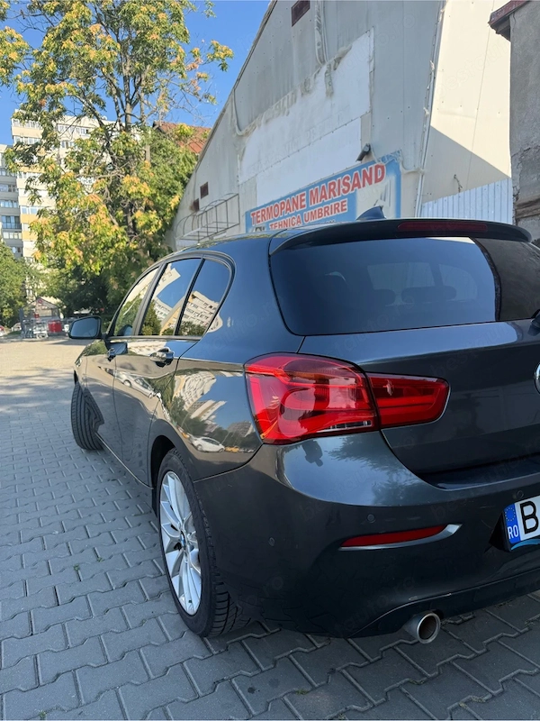 BMW 1 Series 2019 — imagine 3