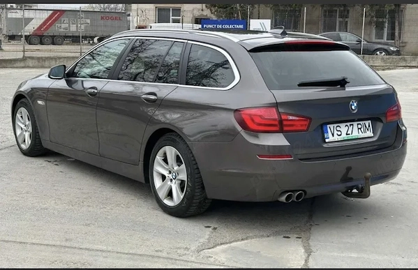 BMW 5 Series 2012 — imagine 4