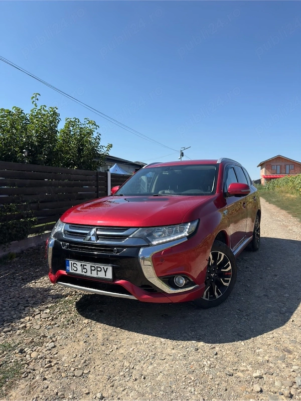MITSUBISHI Outlander 2016 — imagine 4