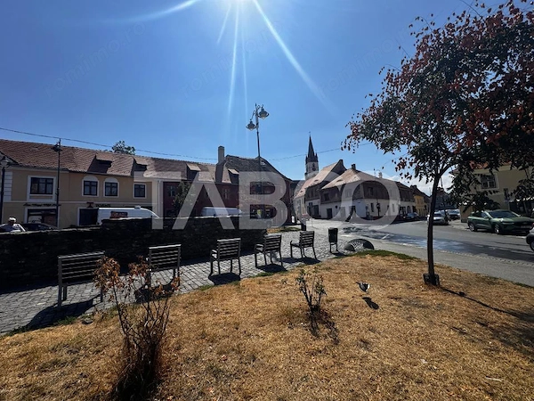Apartament la casa cu 3 camere si garaj propriu Orasul de Jos Sibiu — fotografia 2
