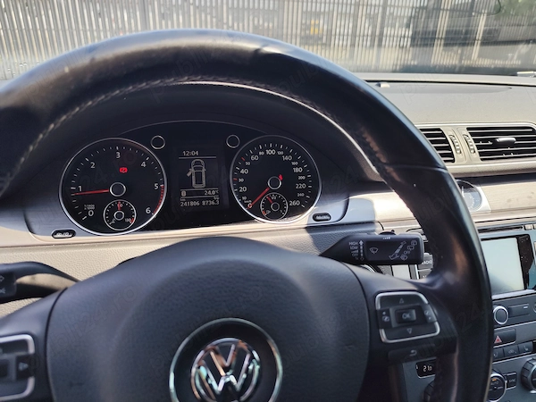 VOLKSWAGEN Passat 2013 — imagine 8