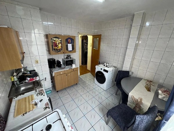 vand apartament str gradistea berceni — fotografia 1