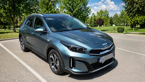 KIA Xceed 2024 — imagine 3