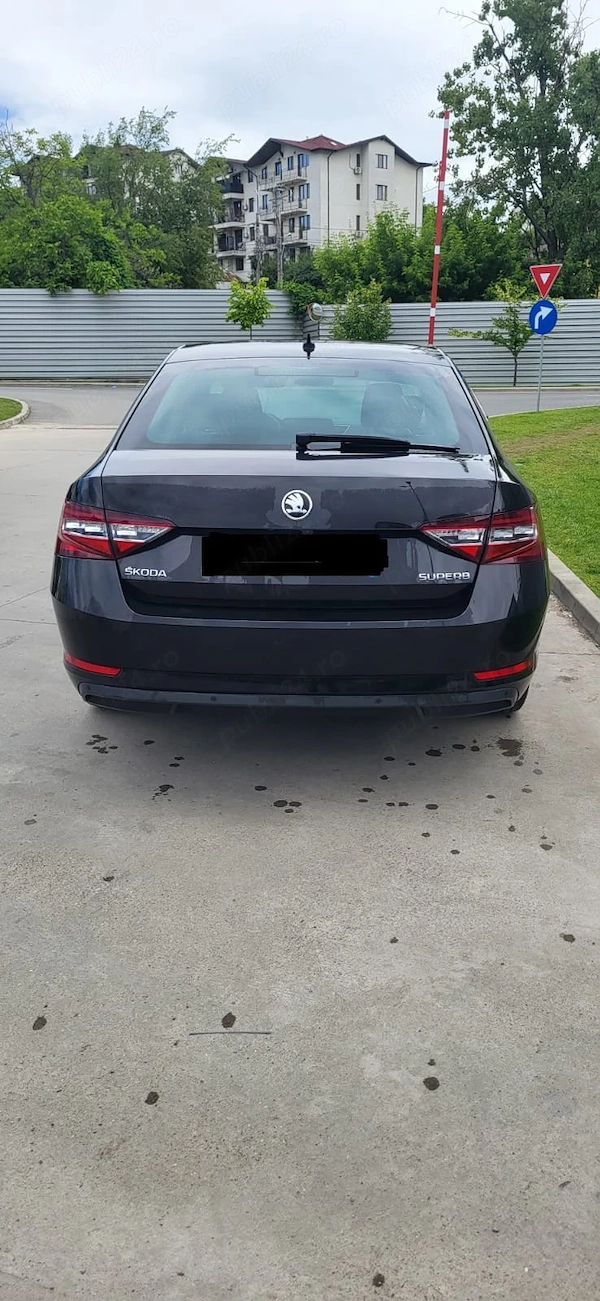SKODA Superb 2019 — imagine 5