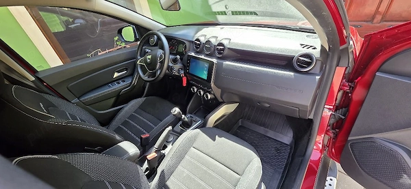 DACIA Duster 2022 — imagine 2