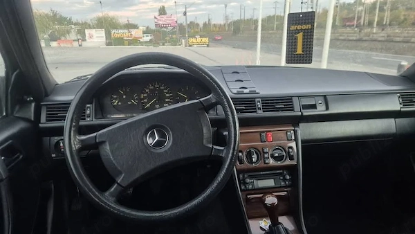 MERCEDES-BENZ 300 1985 — imagine 5