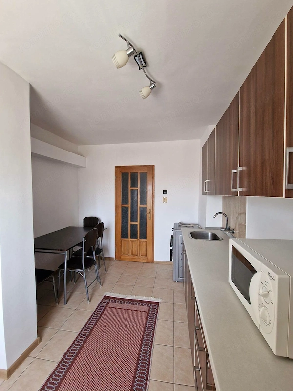 APARTAMENT 2 CAMERE: decomandat, confort 1, renovat 2026 — fotografia 3