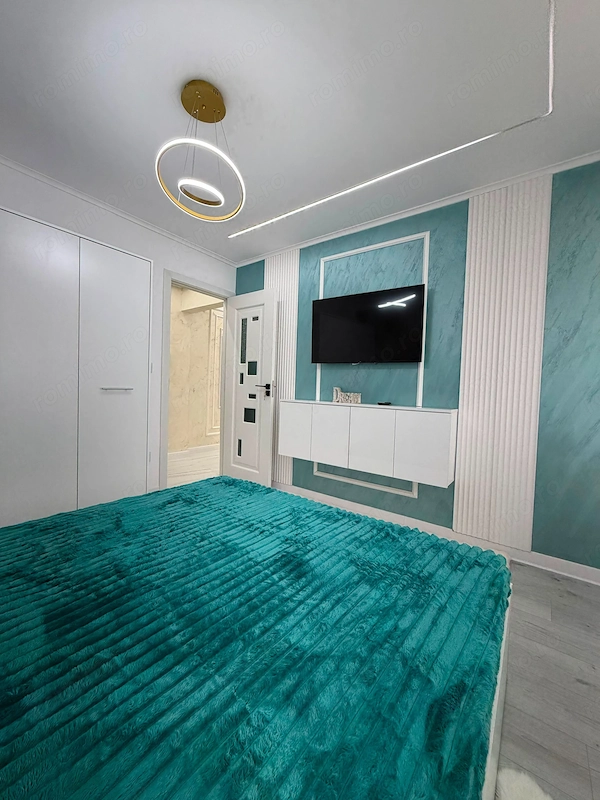 LA CHEIE: Apartament 3 camere, etaj 2, renovat, design premium — fotografia 3