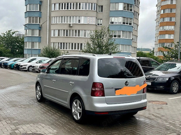 VOLKSWAGEN Touran 2008 — imagine 3