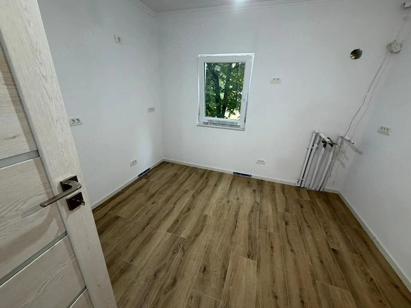 Dâmbovița-etaj 1-3 camere-2 bai-2 balcoane-renovat — fotografia 1