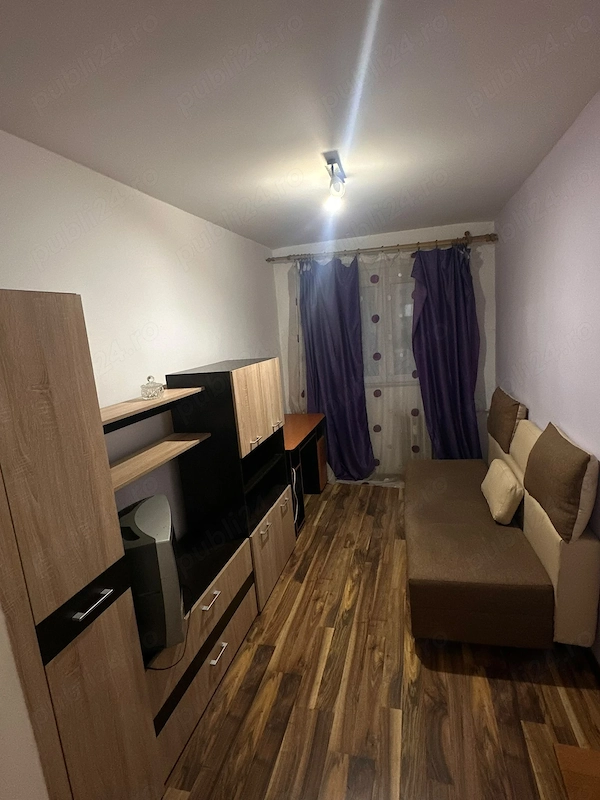 Închiriez apartament 3 camere — fotografia 1