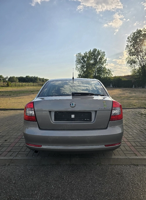 SKODA Octavia 2013 — imagine 2
