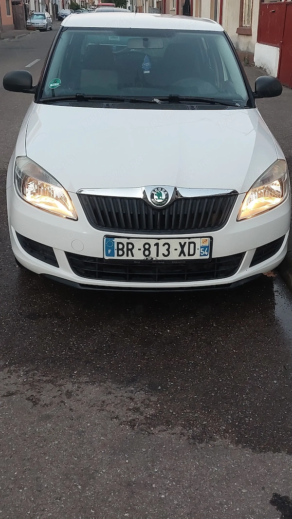 SKODA Fabia 2011 — imagine 2