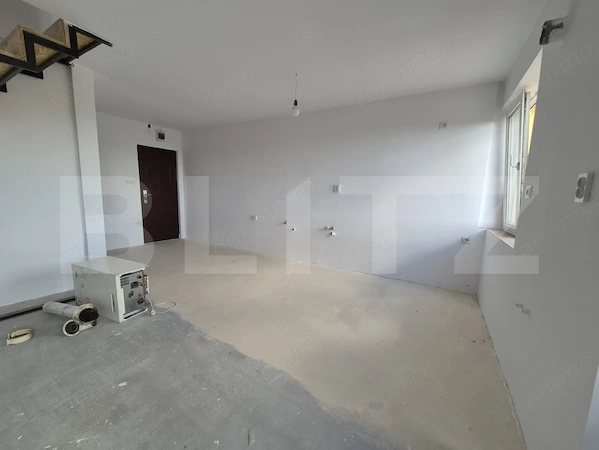 Apartament pe 2 nivele, Sângeorgiu de Mureș, preț excelent! Vânzare ugentă! — fotografia 1