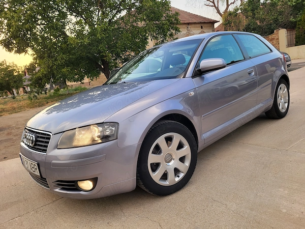 Audi a3 1.6 mpi foarte întreținut.