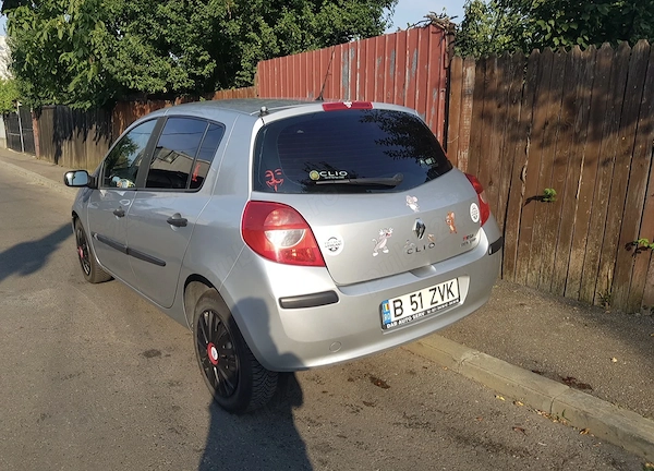 RENAULT Clio 2006 — imagine 5
