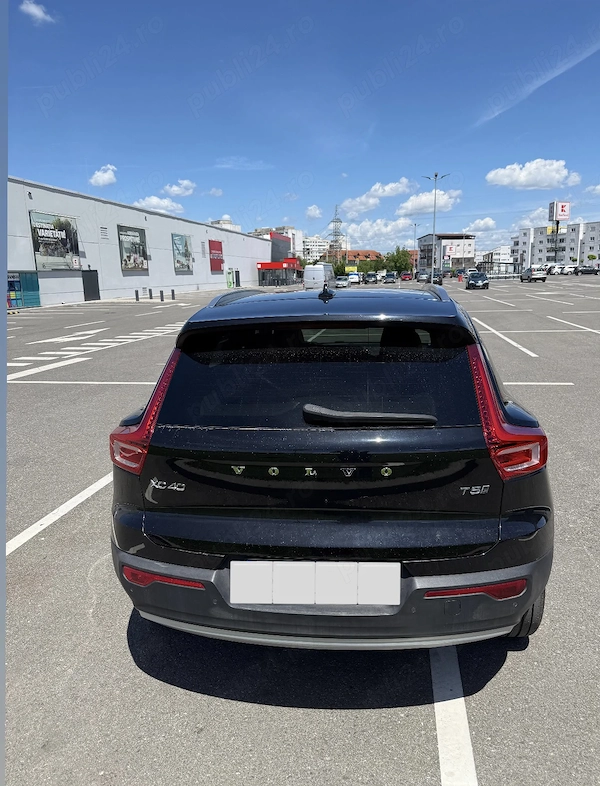VOLVO XC40 2020 — imagine 3