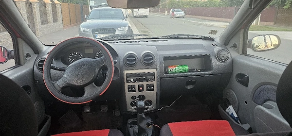 DACIA Logan