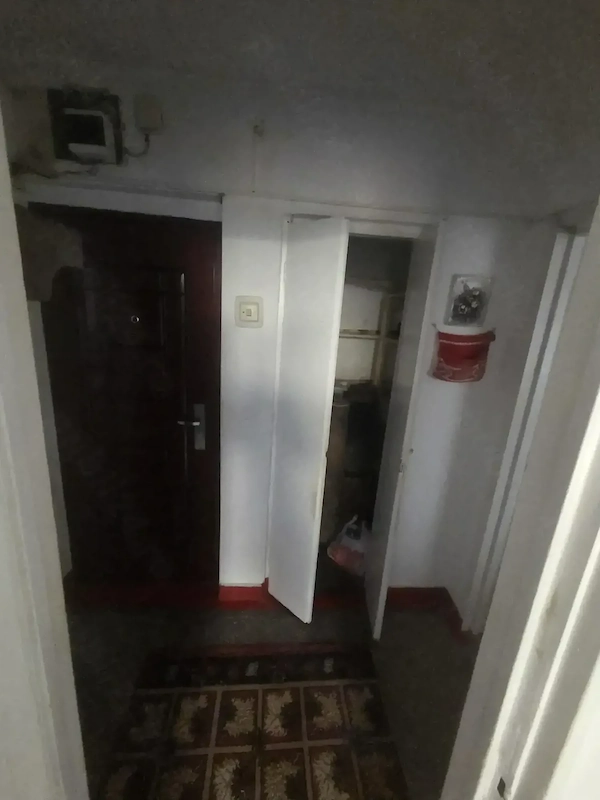 Apartament 3 camere, zona centrala si linstita — fotografia 3