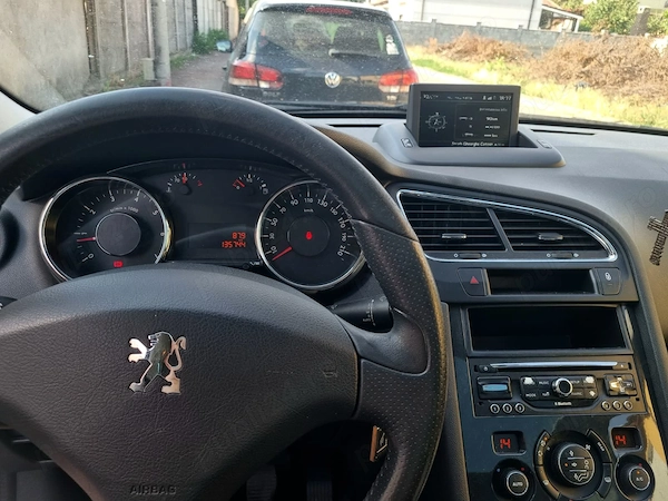 PEUGEOT 5008 2013 — imagine 5