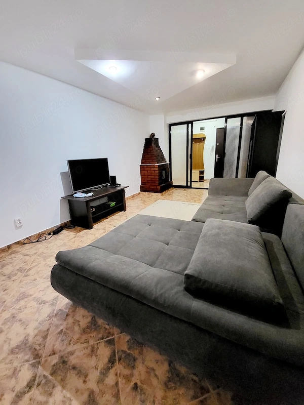 Apartament de inchiriat, str. 1 Decembrie, 2 camere, parter (langa ANAF) — fotografia 1