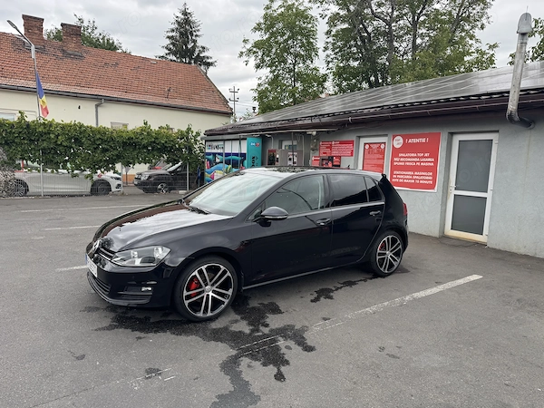 VOLKSWAGEN Golf 2013 — imagine 2