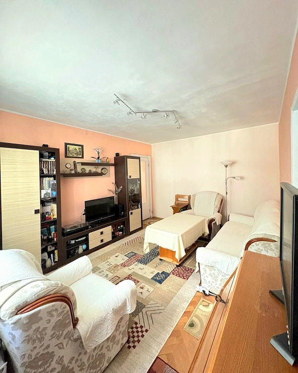 OPORTUNITATE: Apartament 3 camere, etaj 1, lângă Iulius Mall — fotografia 3
