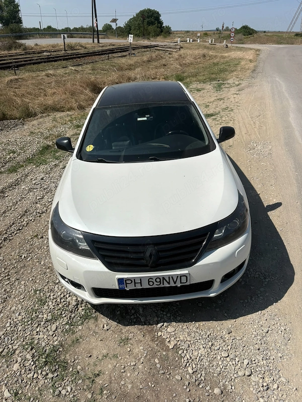 RENAULT Latitude 2011 — imagine 2