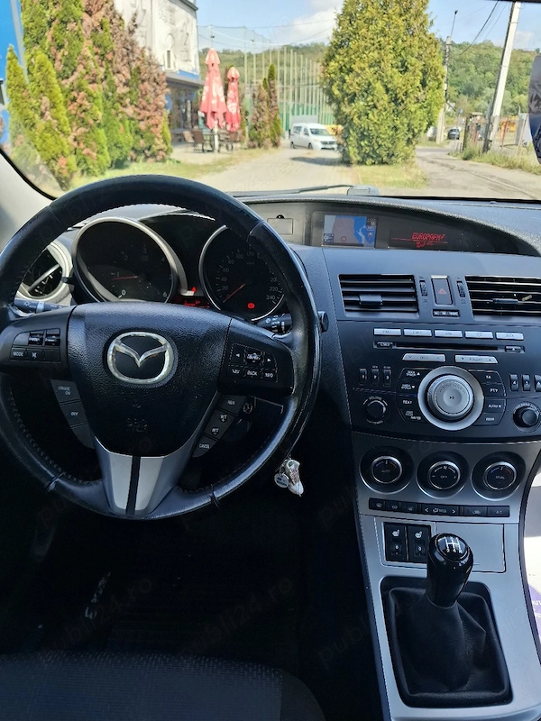MAZDA 3 2009 — imagine 5