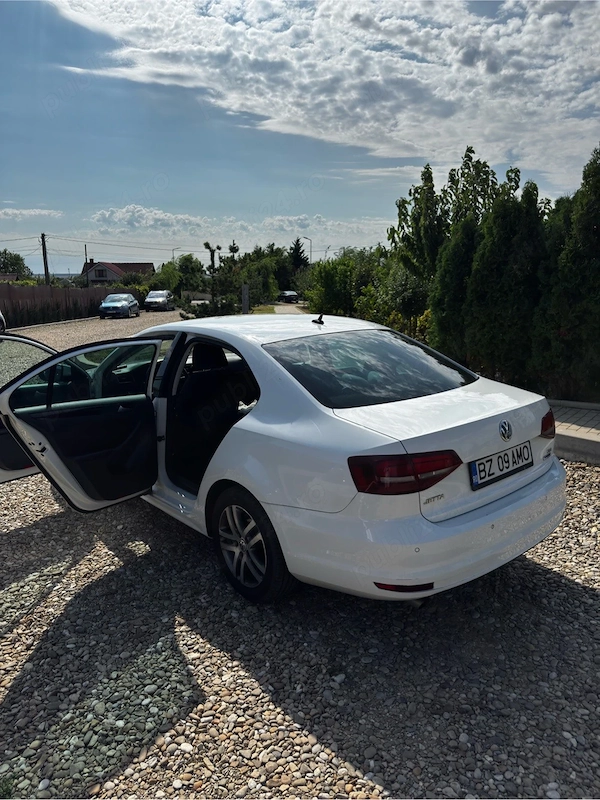 VOLKSWAGEN Jetta 2016 — imagine 5