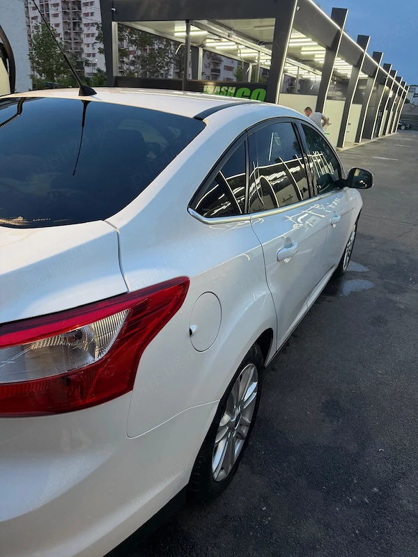 FORD Focus 2013 — imagine 4