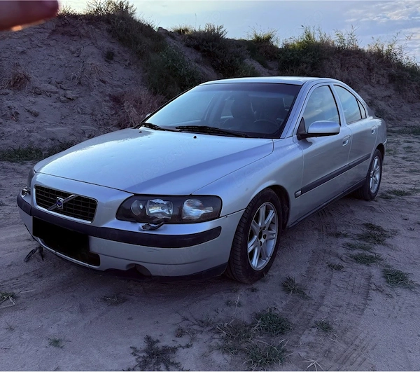 VOLVO S60 2004 — imagine 2