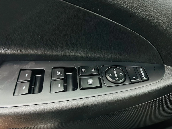 HYUNDAI Tucson 2018 — imagine 13