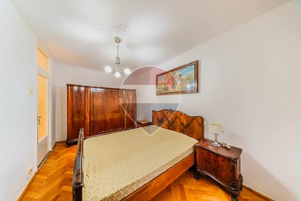 Apartament cu 3 camere, in zona Boul Rosu — fotografia 3
