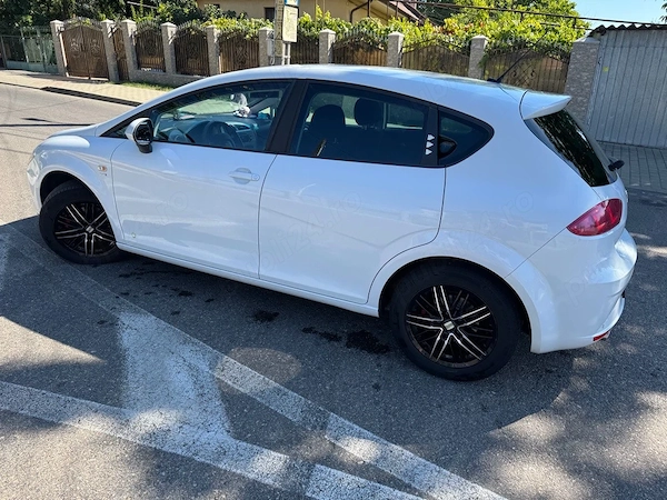 SEAT Leon 2013 — imagine 2