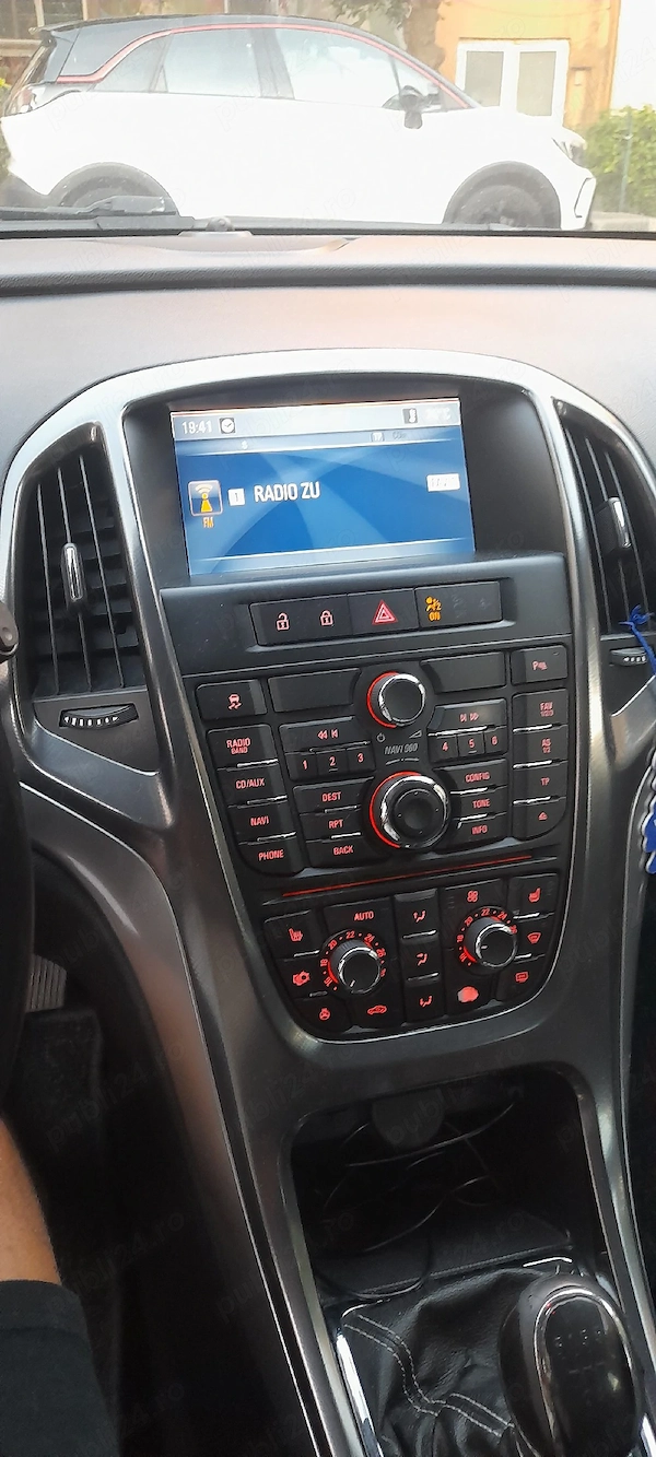 OPEL Astra 2012 — imagine 3