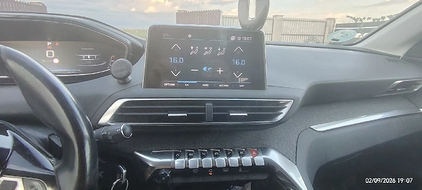 PEUGEOT 3008 2018 — imagine 8