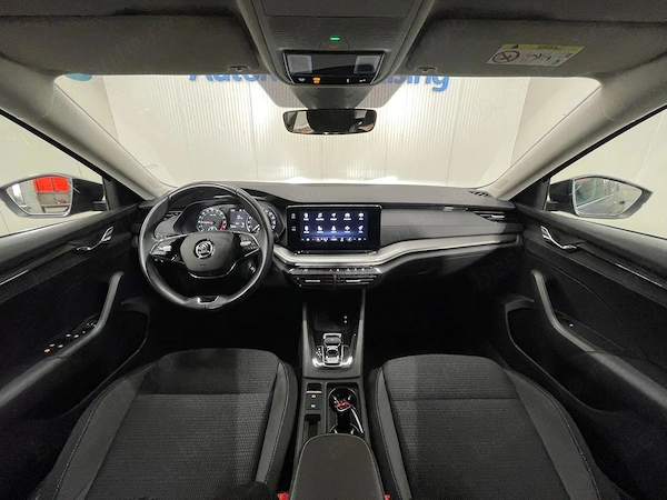 SKODA Octavia 2023 — imagine 7