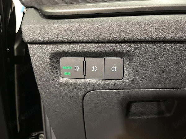 SKODA Octavia 2023 — imagine 18