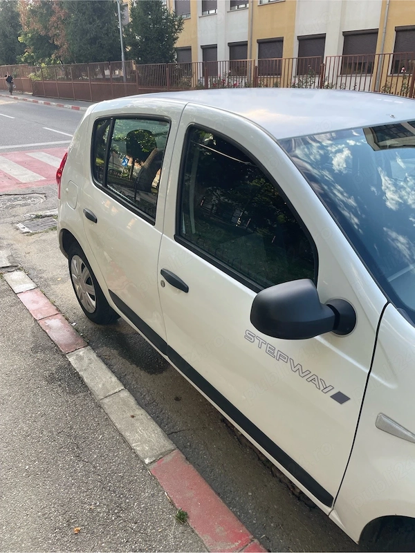 DACIA Sandero Stepway 2009 — imagine 4