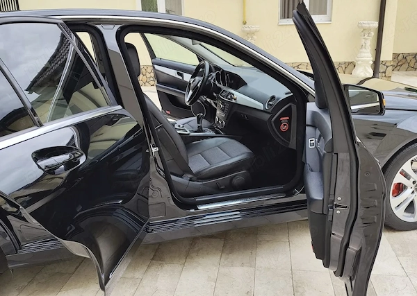 MERCEDES-BENZ C-Class 2012 — imagine 5