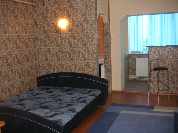 inchiriez garsoniera deosebita zona Spitalul Judetean,Brasov — fotografia 1