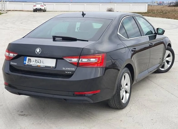 SKODA Superb 2017 — imagine 2